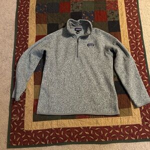 Patagonia Heather Gray 1/4 Zip Fleece Pullover - Women’s Size XL